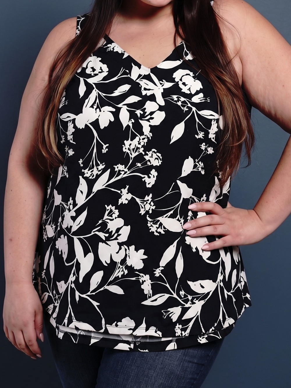 Lane Bryant Black & White Floral Sleeveless Blouse – Size 22/24